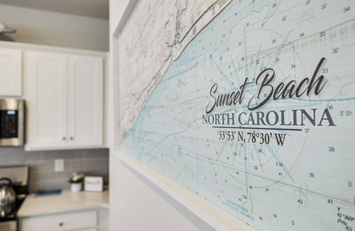Ocean Isle Beach House | 3-bedroom townhome close to golf courses & beaches - Pets welcome, self-check-in