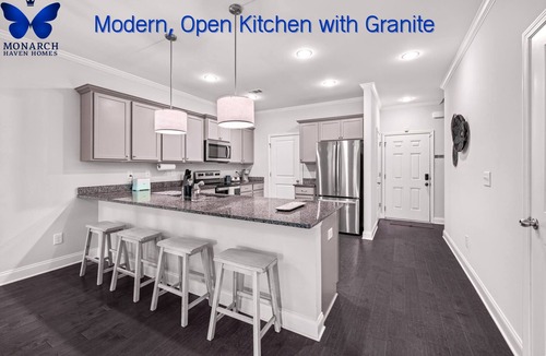 Gainesville House | 3 BR/2.5 BA, Pets OK, Near NGMC, Longer Stays OK, In-Unit W/D