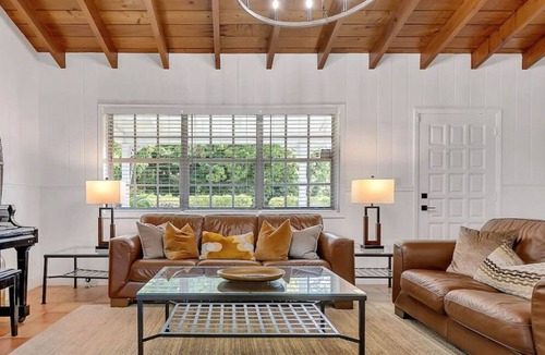 Little Havana House | 3 Home 12 bedroom compound w/Pool & BBQ sleeps 24