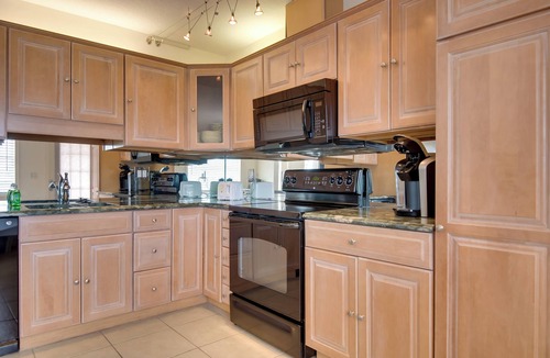 Vero Beach Apartment | 3 Mi to Ocean: Riverfront Apartment in Vero Beach!
