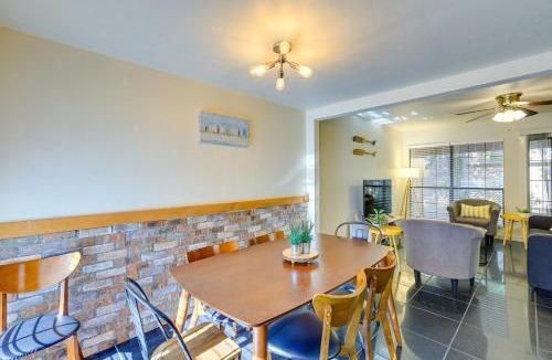 Gainesville House | 3 Mi to UF Townhome with Patio in Gainesville!
