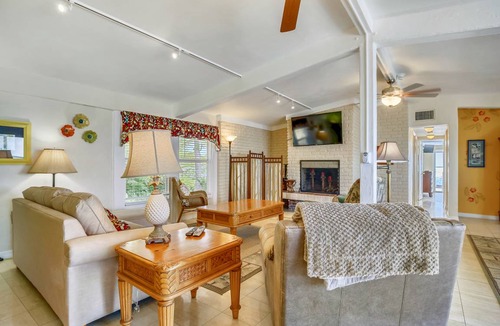 Bay Point House | 302 m² House ∙ 5 bedrooms ∙ 18 guests