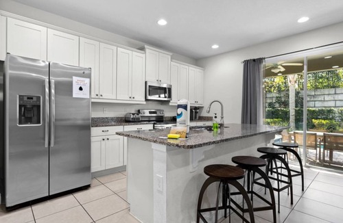 West Kissimmee Cottage | 320-6-pc-pet Friendly 6 Bedroom Home With Game Room