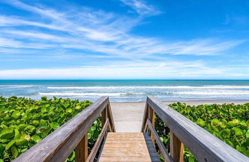 Melbourne Beach House | 341 m² House ∙ 6 bedrooms ∙ 16 guests