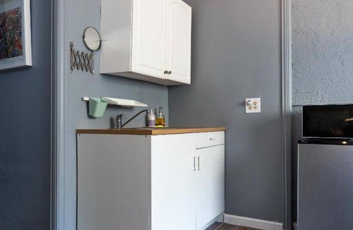 Flagami Apartment | 350 m² Apartment ∙ 1 bedroom ∙ 2 guests