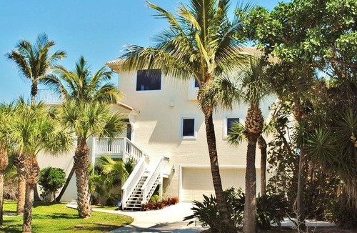 Melbourne Beach House | 372 m² House ∙ 5 bedrooms ∙ 12 guests