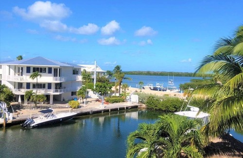 Venetian Shores House | 372 m² House ∙ 4 bedrooms ∙ 10 guests