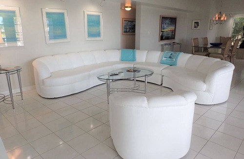 Venetian Shores House | 372 m² House ∙ 4 bedrooms ∙ 10 guests