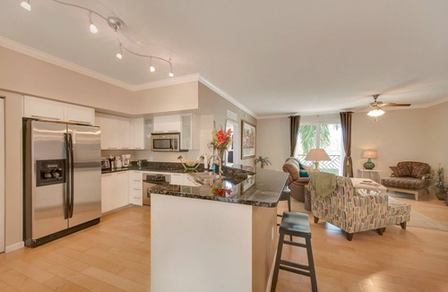 Pineapple Grove Arts District Condo | 3bed/2ba DNTWN DELRAY BEACH, WALK TO BEACH, FOOD & SHOPS!