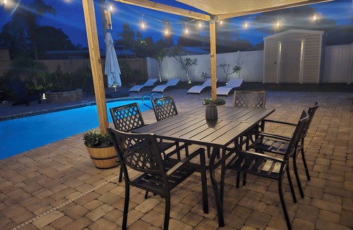 Cocoa House | 4-bdrm home in lovely Cocoa with Heated Pool, WiFi, AC, Minutes to Attractions.