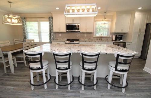 Cartersville House | 4 Bed/3 Baths Cartersville Convenient Stepless Ranch fast WIFI & cable/streaming
