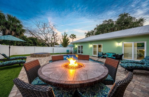 Port Canaveral House | 4 Bed 4 bath Beach House Slps 15! Htd Pool, Hot tub, Pool/Ping Pong, Golf Cart