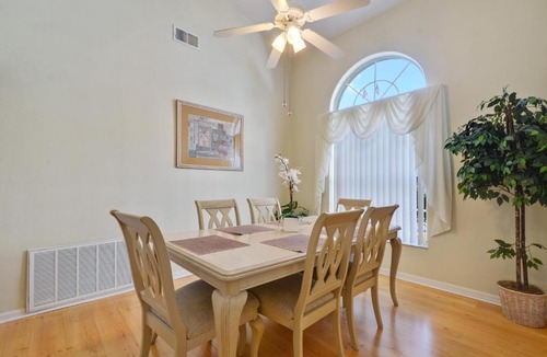 Greater Groves House | 4 Bedroom 3 Bathroom Pool Home minutes to Disney (6042)