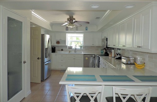 Rural Estates House | 4-bedroom house in brilliant Naples with AC, WiFi