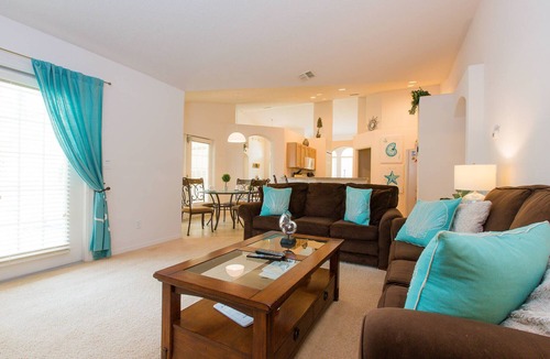 Orange Tree House | 4 bedroom villa close to Disney quiet neighborhood
