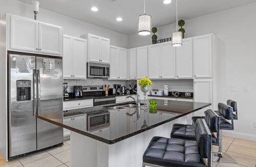 Davenport House | 4 Bedrooms/4 Bathrooms/Festival Resort (290 CD)