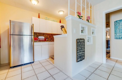 Edgewood Apartment | #4 Heated Pool, Large Yard, 2BR+sunroom/office