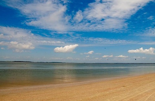 Tybee Island Hotel | 4-Star Hotel ∙ DeSoto Beach Hotel