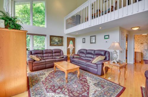 Dan River House | 40-Acre Ararat Escape: On-Site Trails & Mtn Views!