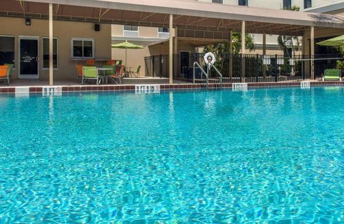 Tropic Hotel | 40 m² Hotel ∙ 127 guests