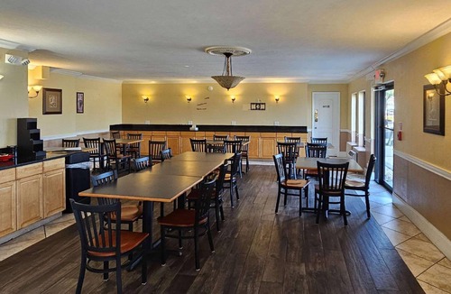 Fort Myers Hotel | 42 m² Hotel ∙ 127 guests