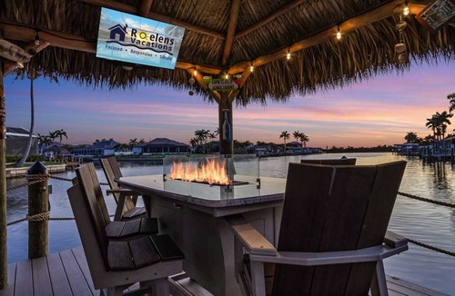 Pelican House | 485 m² House ∙ 3 bedrooms ∙ 8 guests