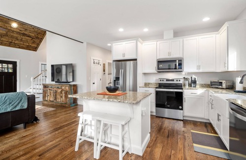 Pisgah Forest House | 4BR New Mountain-top Pisgah Home, 2 mi from Brevard