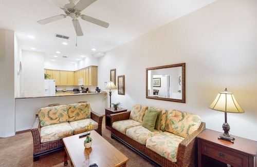 West Kissimmee Condo | 4th floor condo w/ balcony, gym, sauna, shared pools, hot tub, near theme parks