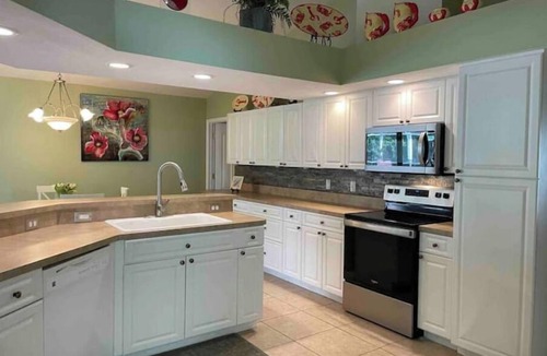 Pine Valley Apartment | 5/4, Saltwater Pool & Spa, Golf Course view