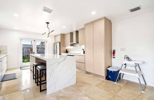 Coral Terrace House | 5-BD,3-BA Dreamy Vacation Retreat in Coral Terrace