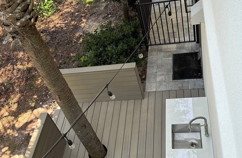 Miramar Beach House | 5-bedroom house close walk to Miramar Beach with splash pool