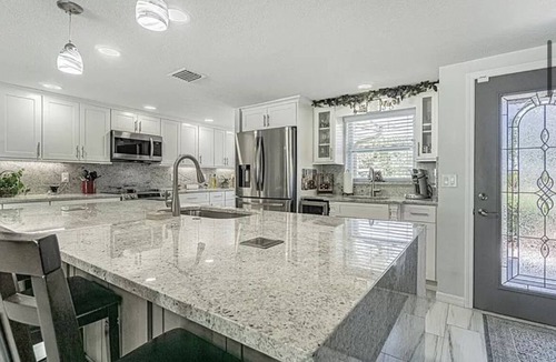 Port Richey House | 5-Bedroom Water Front Vacation Home - Tropical Paradise with Breathtaking Views!