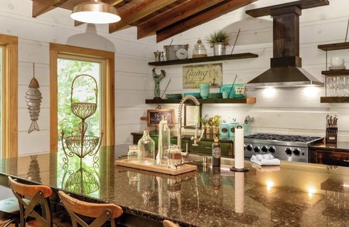 Gainesville House | 5 Bedroom with Private Boat Dock