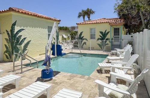 Madeira Beach House | 5 - Island Paradise Cottages - Sea Grape