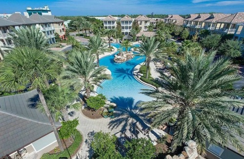 Villages of Crystal Beach House | ☛5 Minutes from the Beach★ Pool/Hot Tub★ Stocked☚