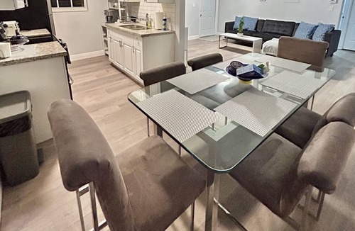 South Miami House | 5 Minutes from Univ Miami renovated home family friendly Free Parking