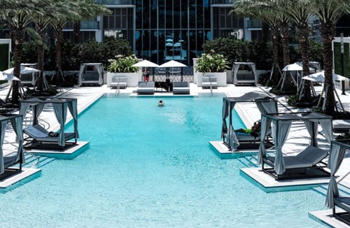 Downtown Miami Condo | 5 Star Luxury Condo in Miami with Resort-style Amenities!
