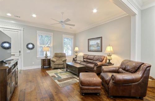 Historic Downtown Savannah House | 504 E Gwinnett