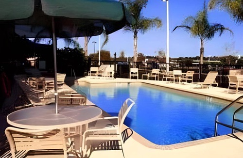 Seffner Hotel | 55 m² Hotel ∙ 127 guests