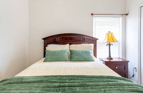 Highgate Park House | 5BD Beautiful + Poo l+ PS5 + Game Room 25 min Disney