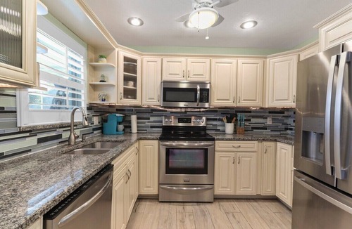 Bradenton Beach House | 5Min Walk to the Beach+Lovely Home w/Heated Pool