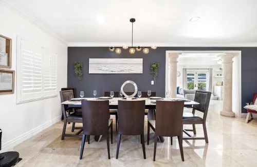 Coral Terrace House | 6-BD 3-BA Dreamy Vacation Retreat in Coral Terrace