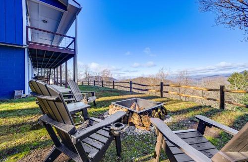 Hayesville House | 6 Mi to Chatuge Lake: Spacious Cabin w/Mtn Views!