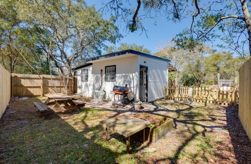 Magnolia Bluffs Apartment | 6 Mi to St George Island Cozy Gulf Coast Retreat!