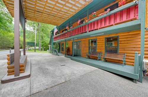 Robbinsville House | 6 Mi to Town: Robbinsville Apt w/Deck & Grill