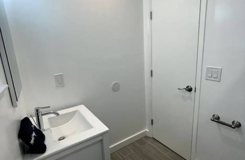 Little Ranches Apartment | 600 apt 11 · Tranquil Studio W/Parking 10 min to Beach/FLL