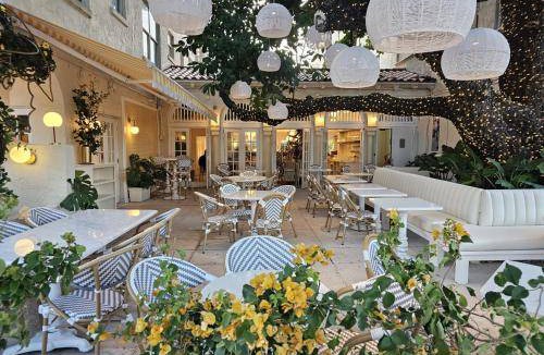 South of Fifth Apartment | 61 m² Serviced apartment ∙ 4 guests