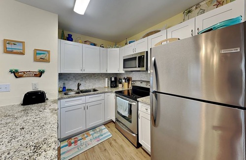 North Redington Beach Condo | 63 m² Condo ∙ 1 bedroom ∙ 4 guests