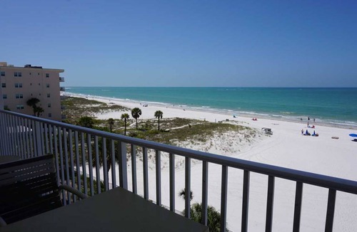 Madeira Beach House | 66 m² House ∙ 1 bedroom ∙ 4 guests