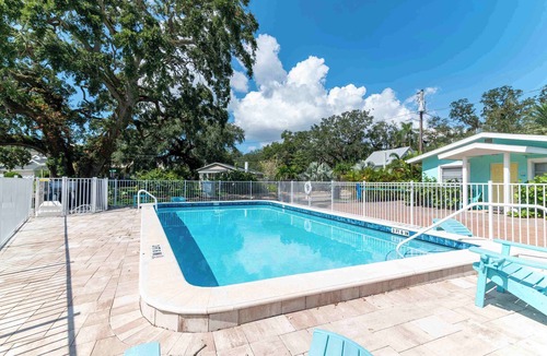 Safety Harbor Cottage | 6B Newly Renovated Studio at Coastal Cottages!